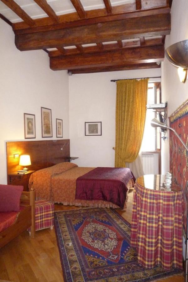 Residenza Mucha Rome Room photo